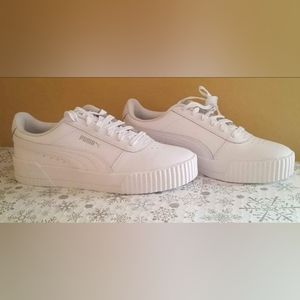 Puma Sneakers